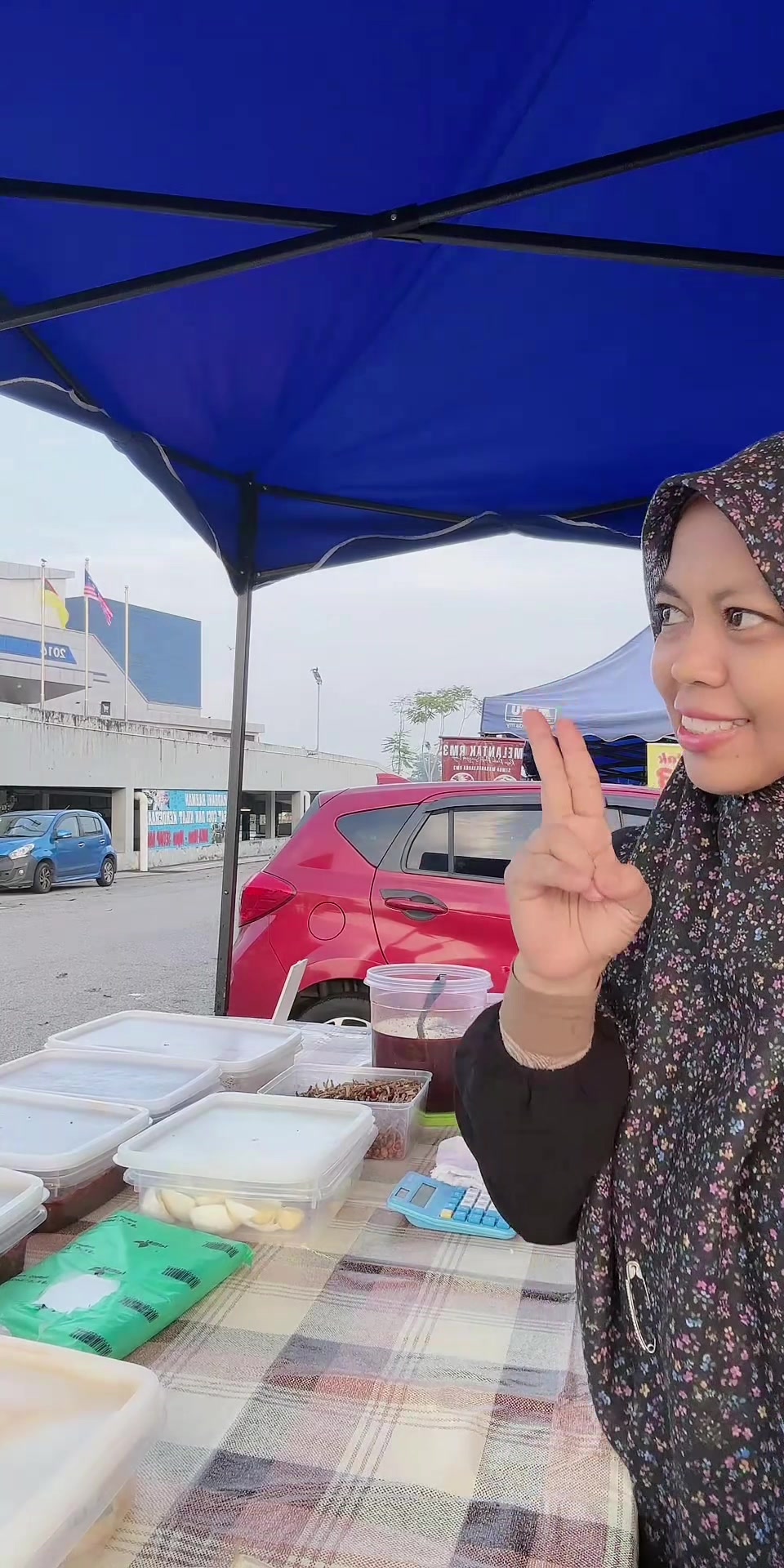 @Iza Razali