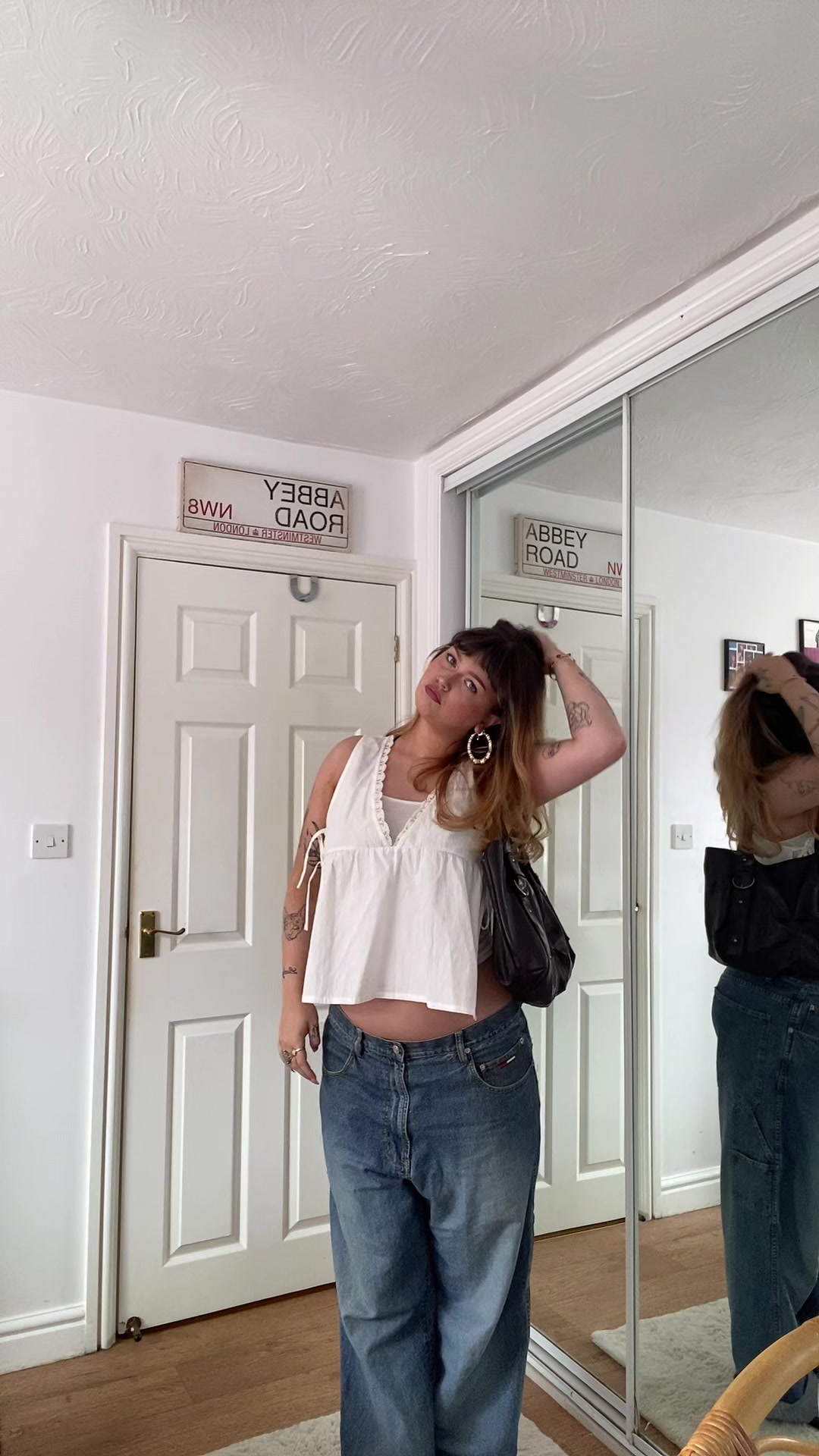@twinklenips