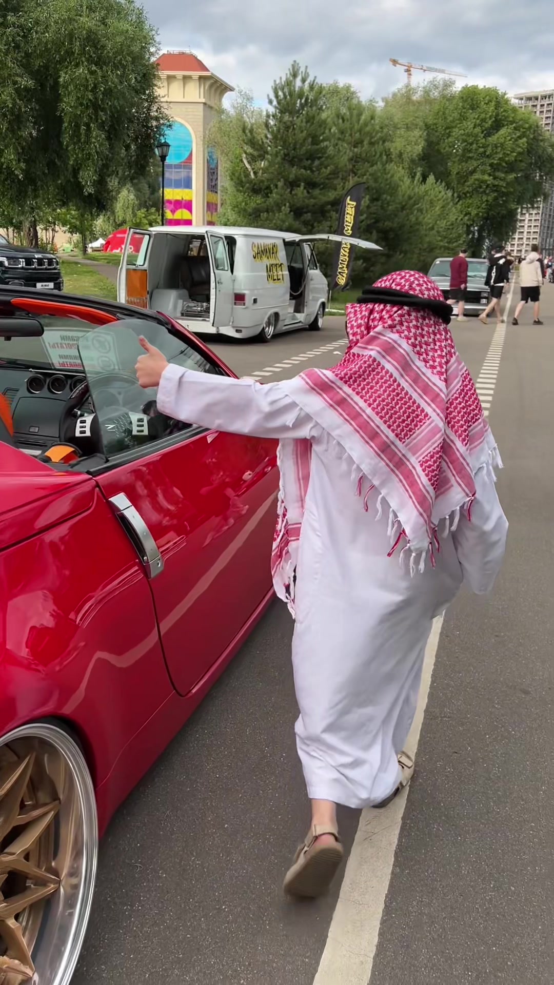 @elasadhabibi