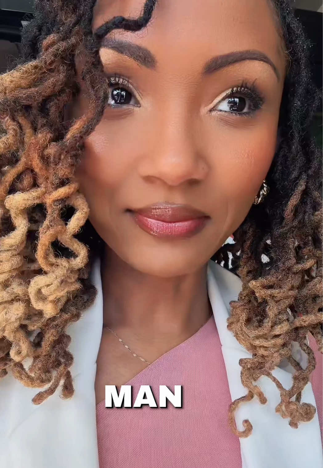 @Shamāiah♥️ (Like May)