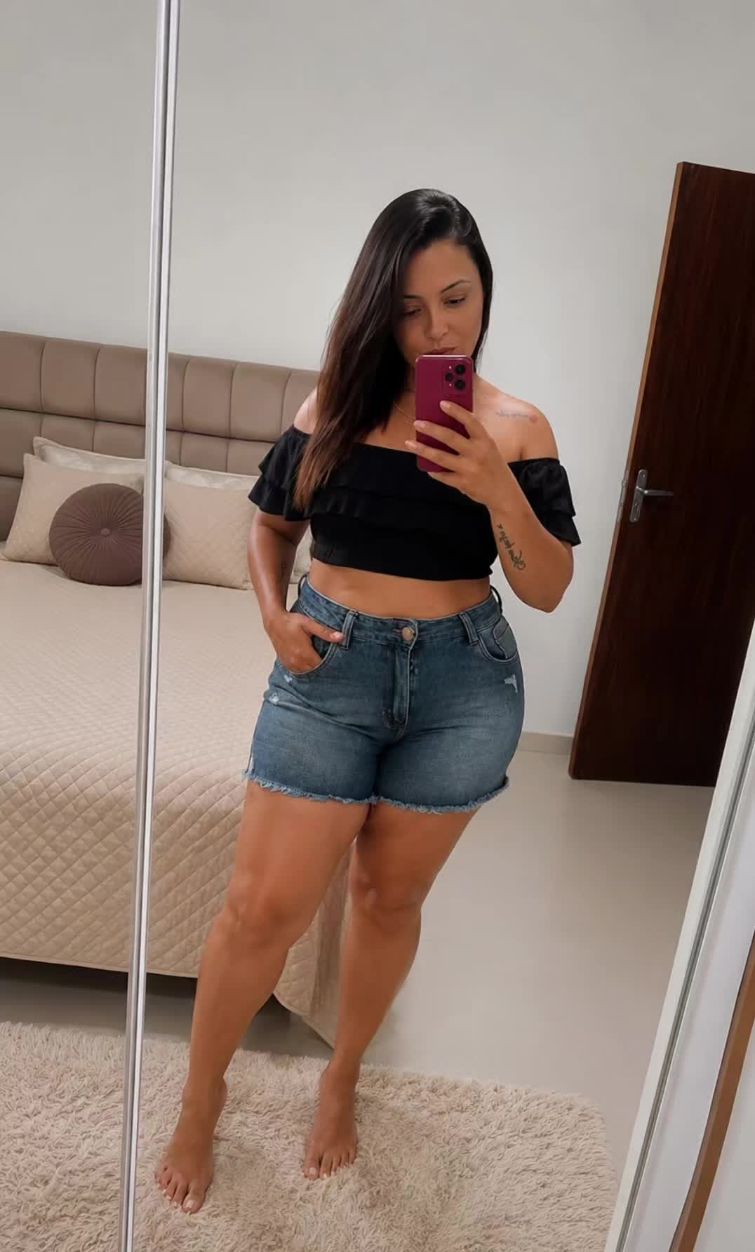 @Branda Carla