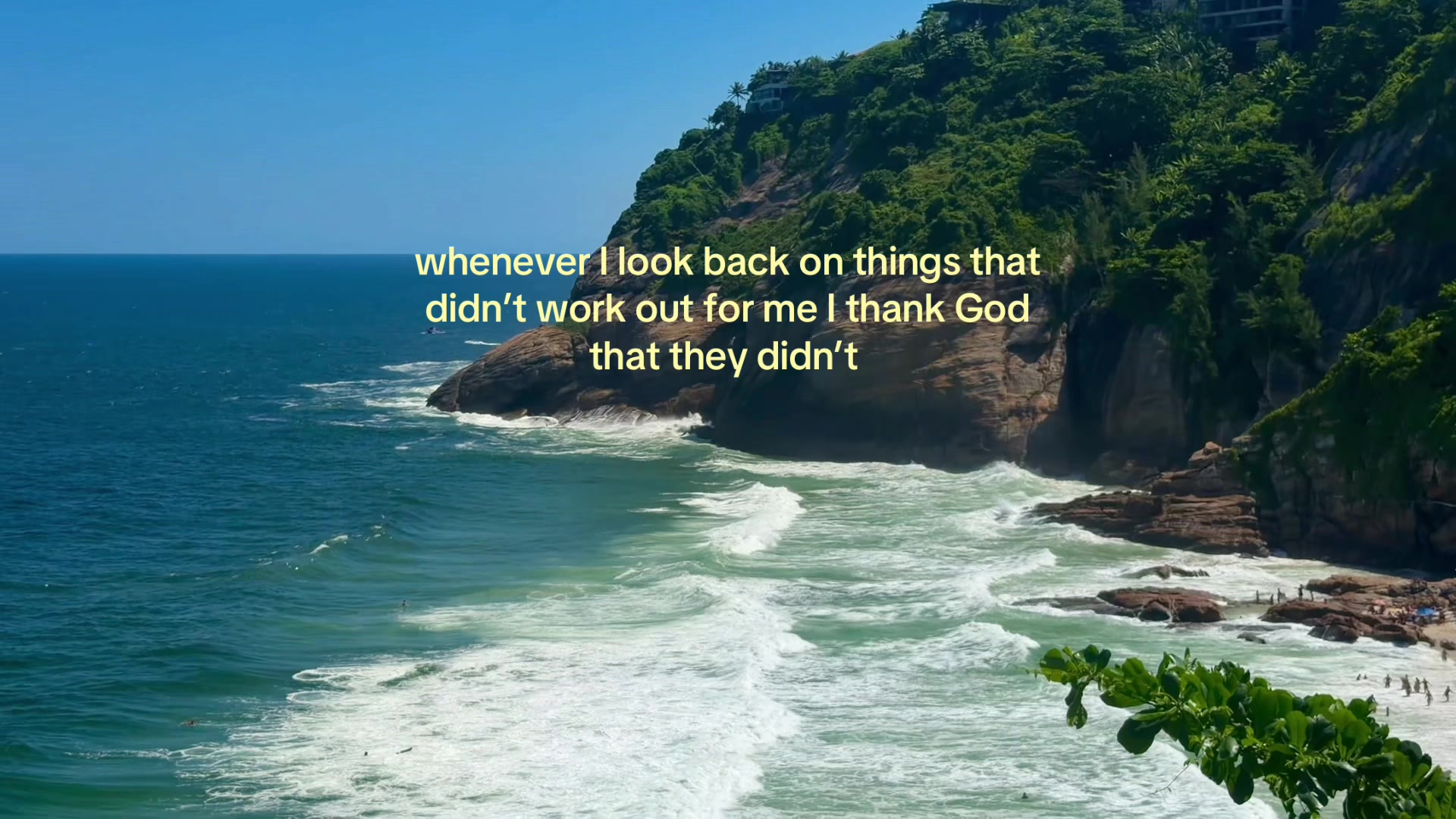 @Maddie | Travel Content