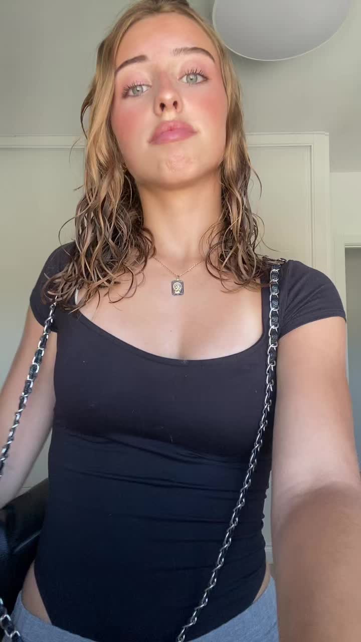 @vaaaleersss._