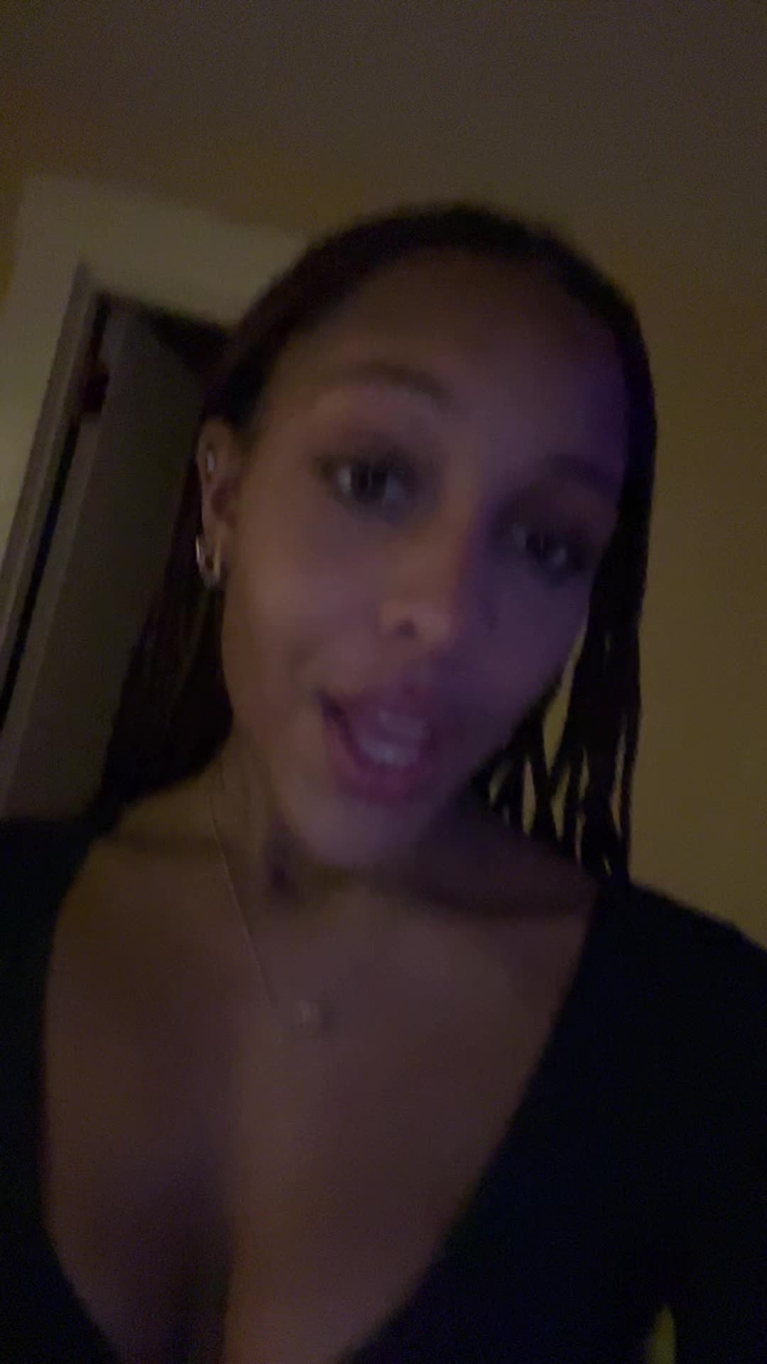 @🤭