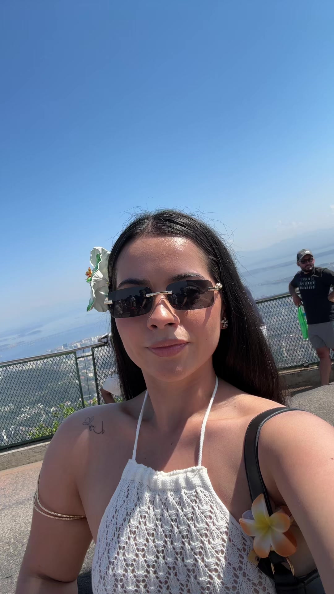 @𝒜𝓃𝒶𝒾𝒹 🦋