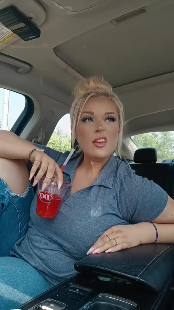 @Brittany Marie🦋