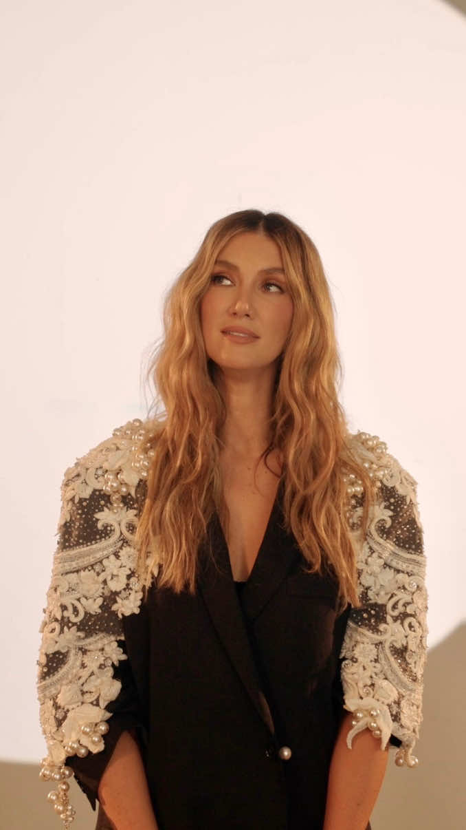 @Delta Goodrem
