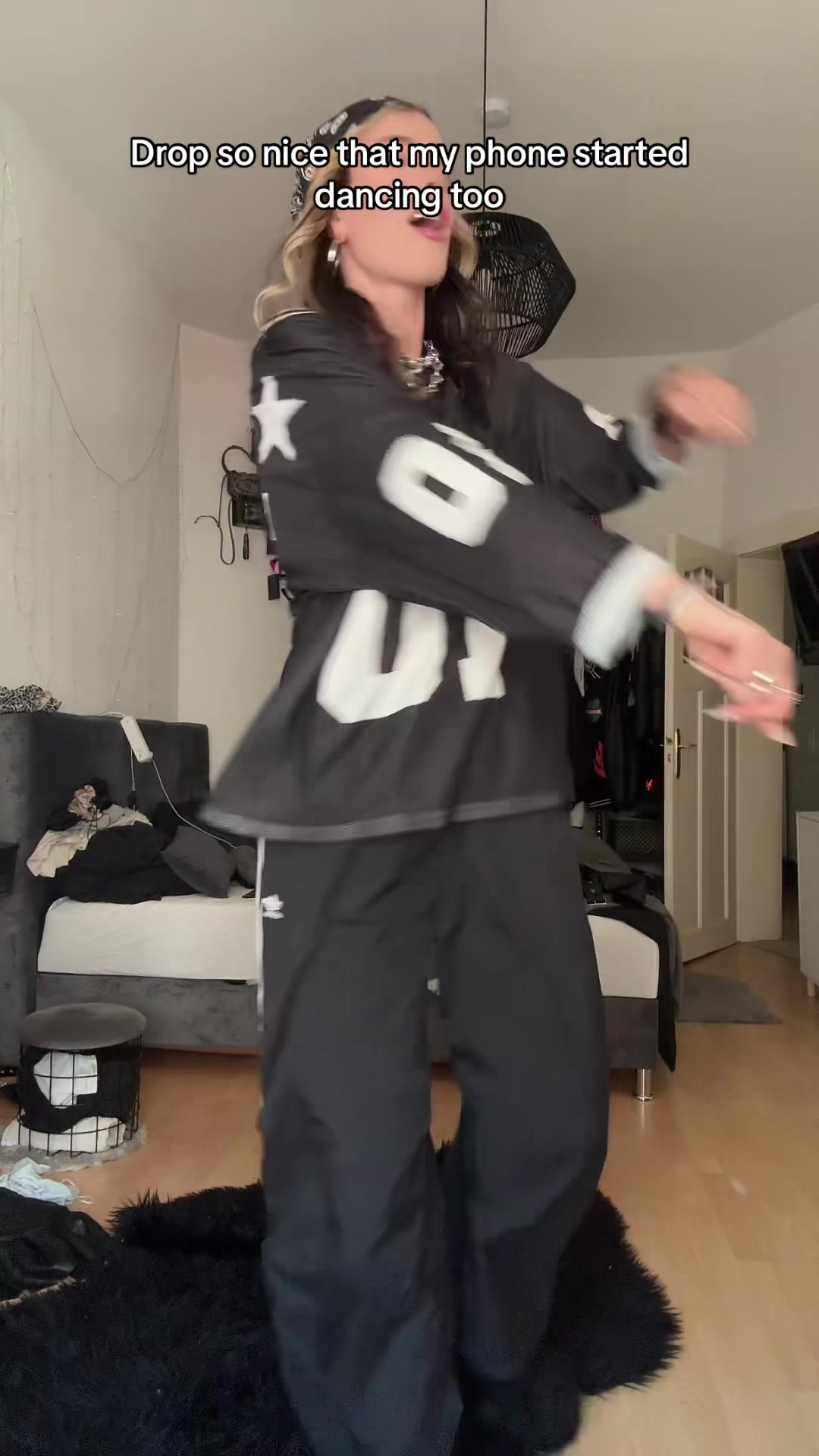 @𝕽𝖎𝖆 🪩
