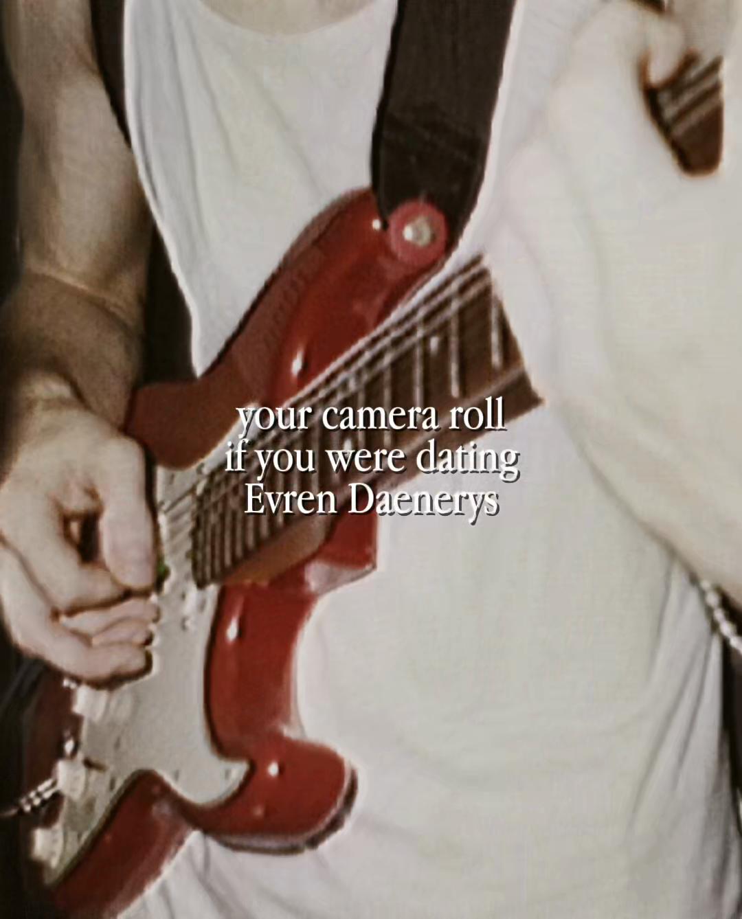 @e v r i e [COMMS OPEN]