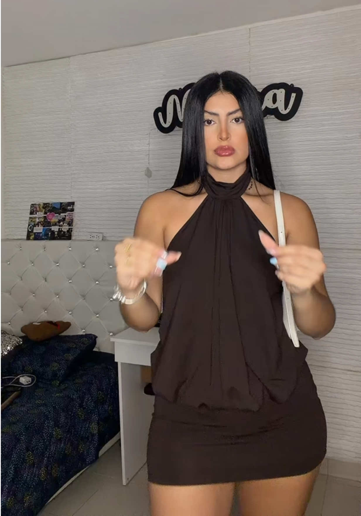 @Naiara🧸