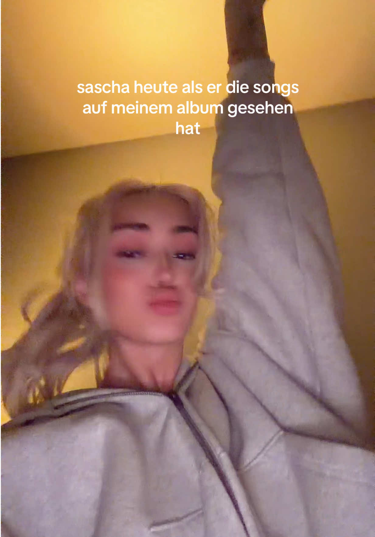 @</3