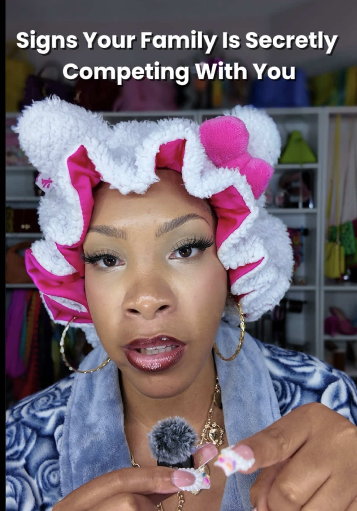 @Quin Bee | Speaker & Creator