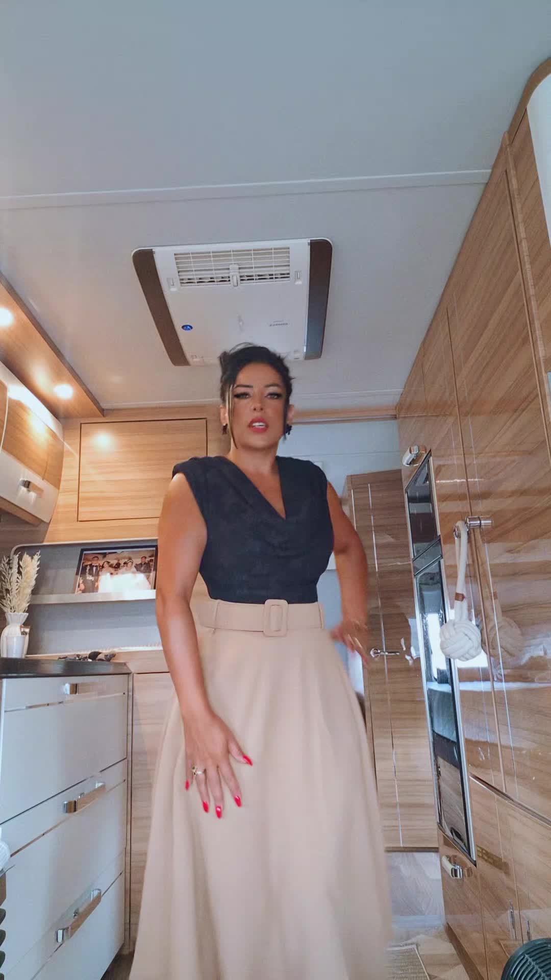 @melodie ❤️ ❤️ ❤️ 💋💋⚘️⚘️