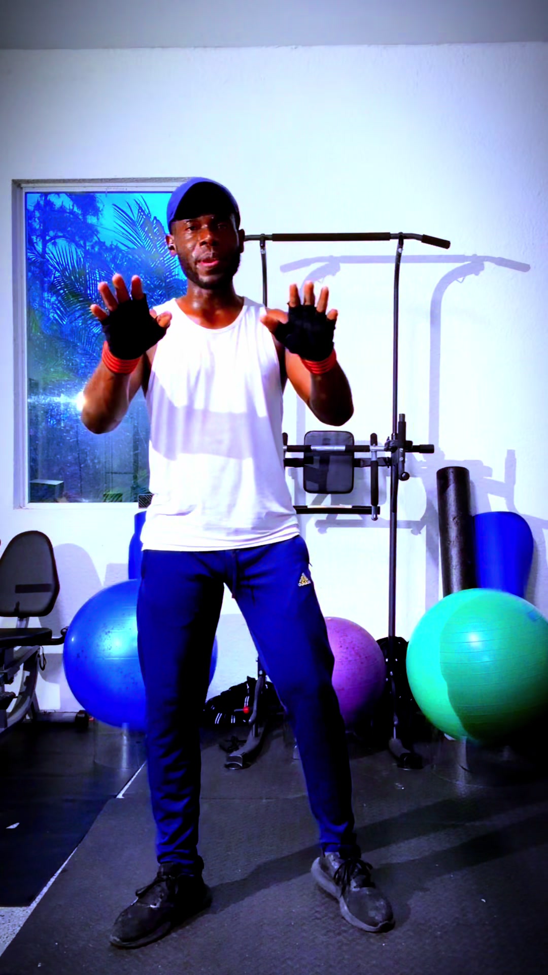 @vinfitakstronguniverse