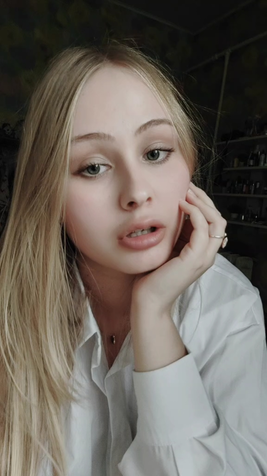 @Даша 🍥