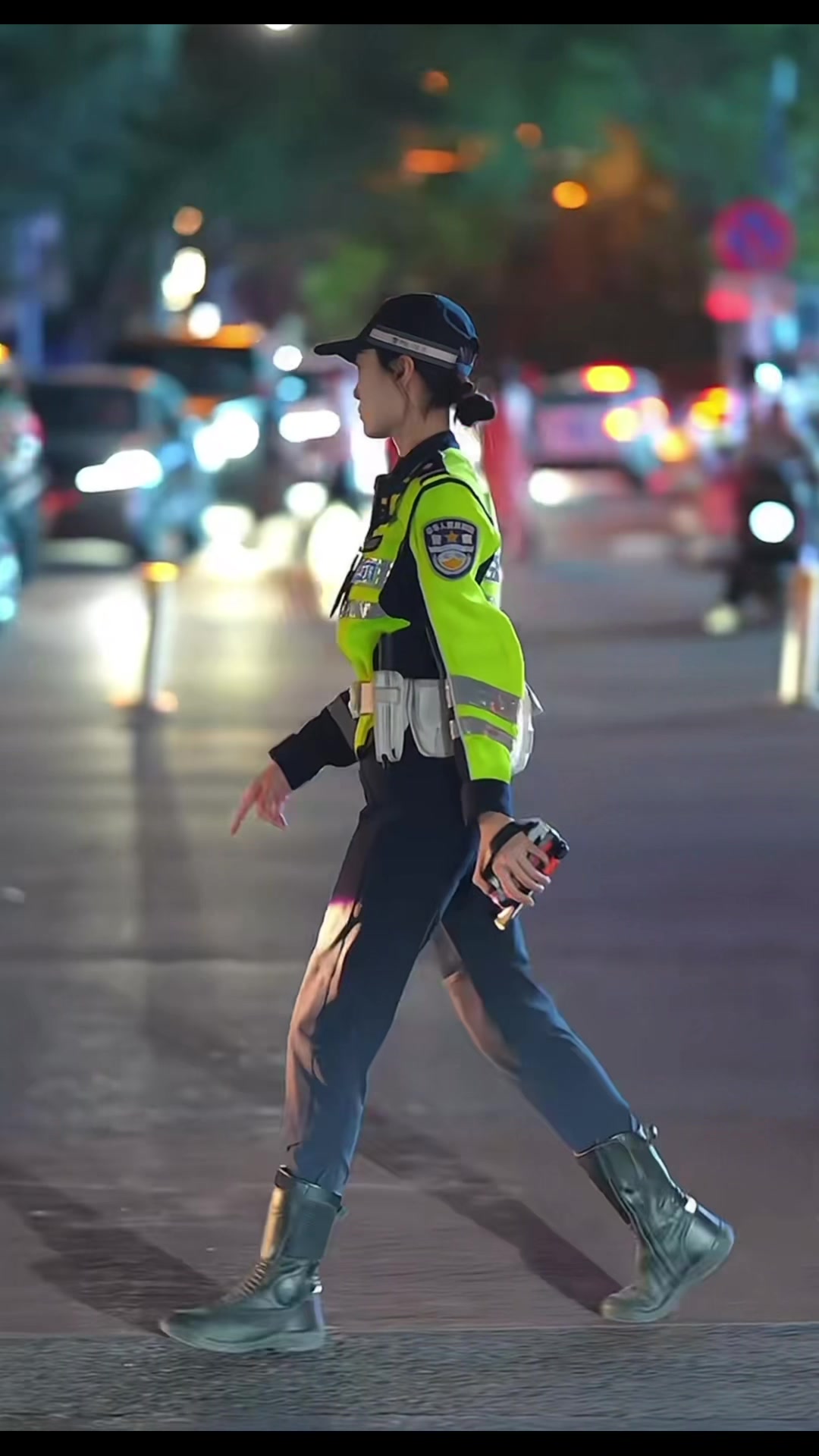 @花木兰👮