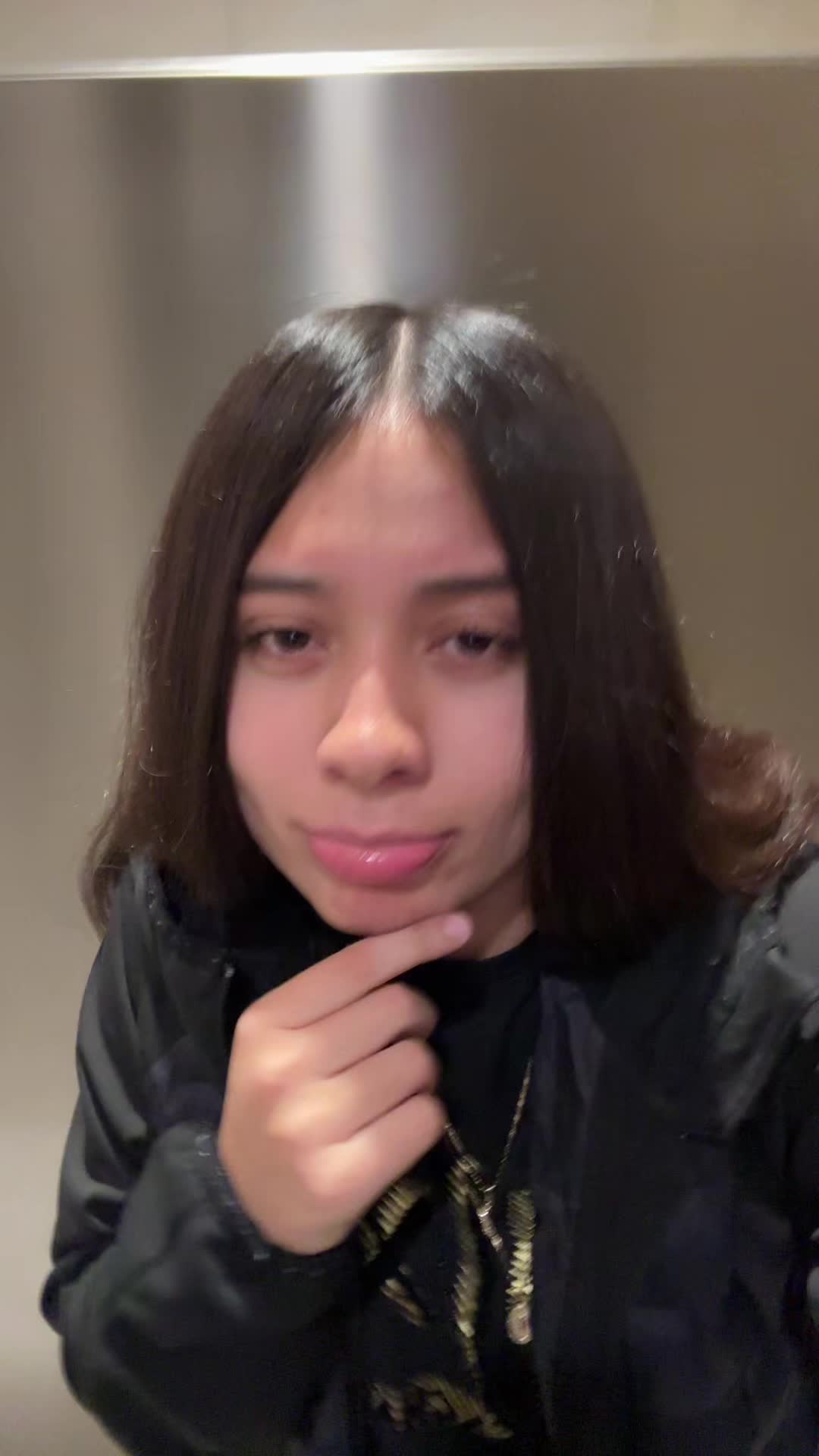 @￼