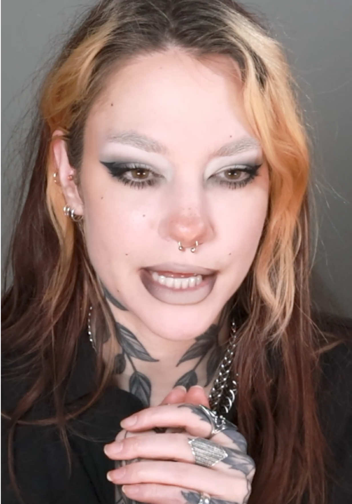 @CourtneyQuarantine