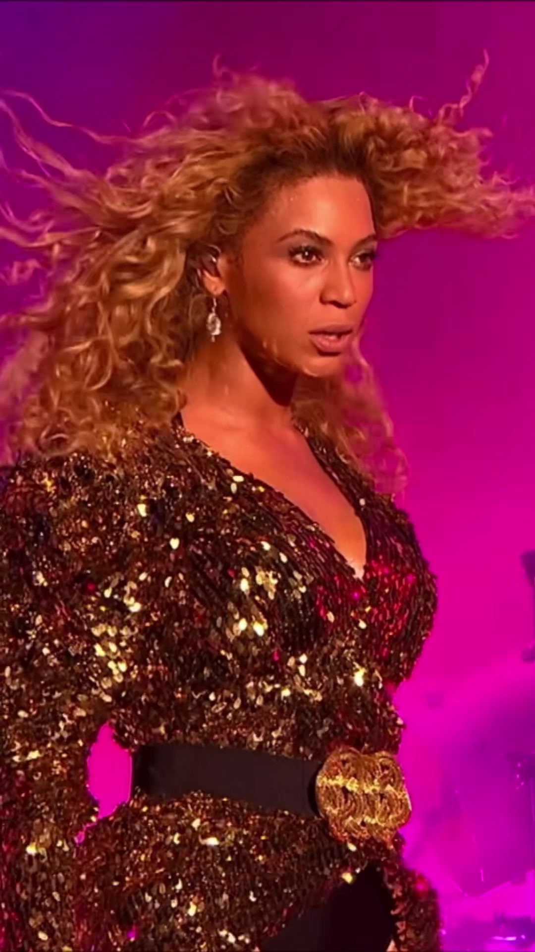 @BUGABOO 🐝 Beyhive acc