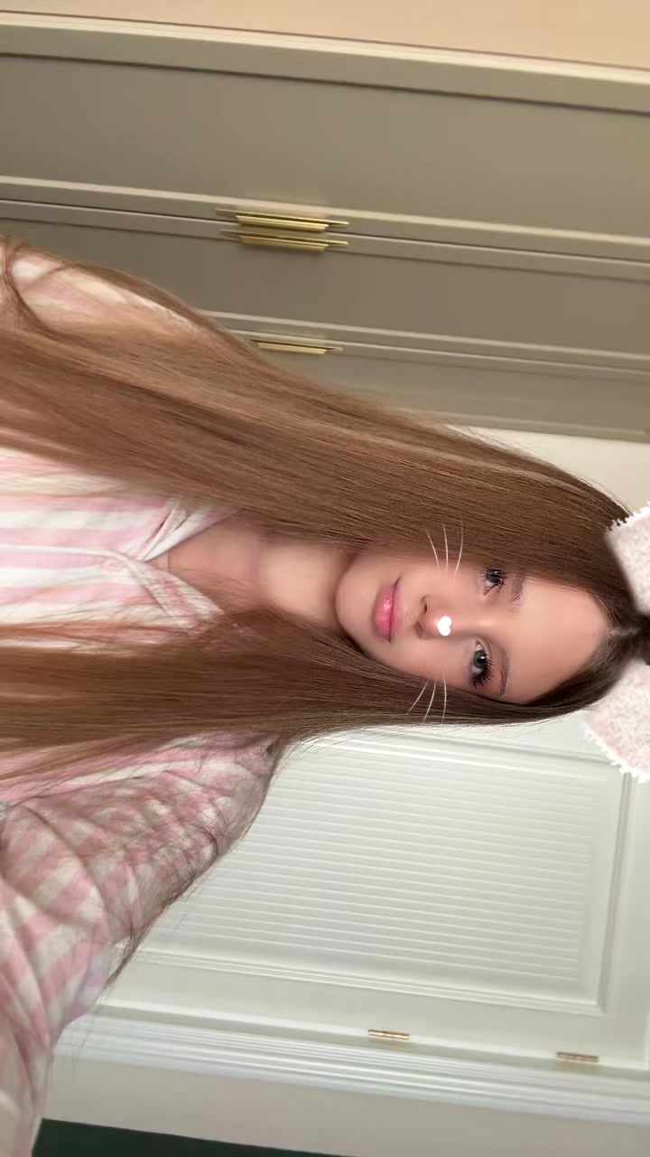 @вишенка🤙🏻