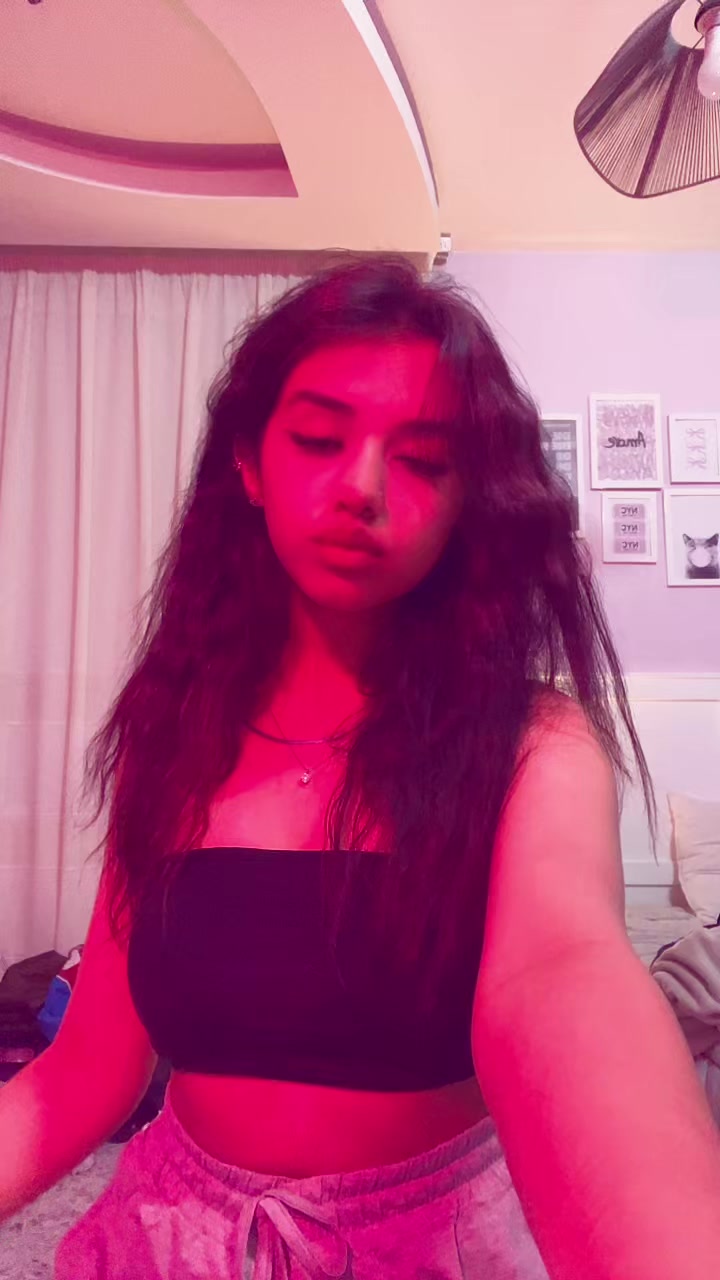 @Mania🫧