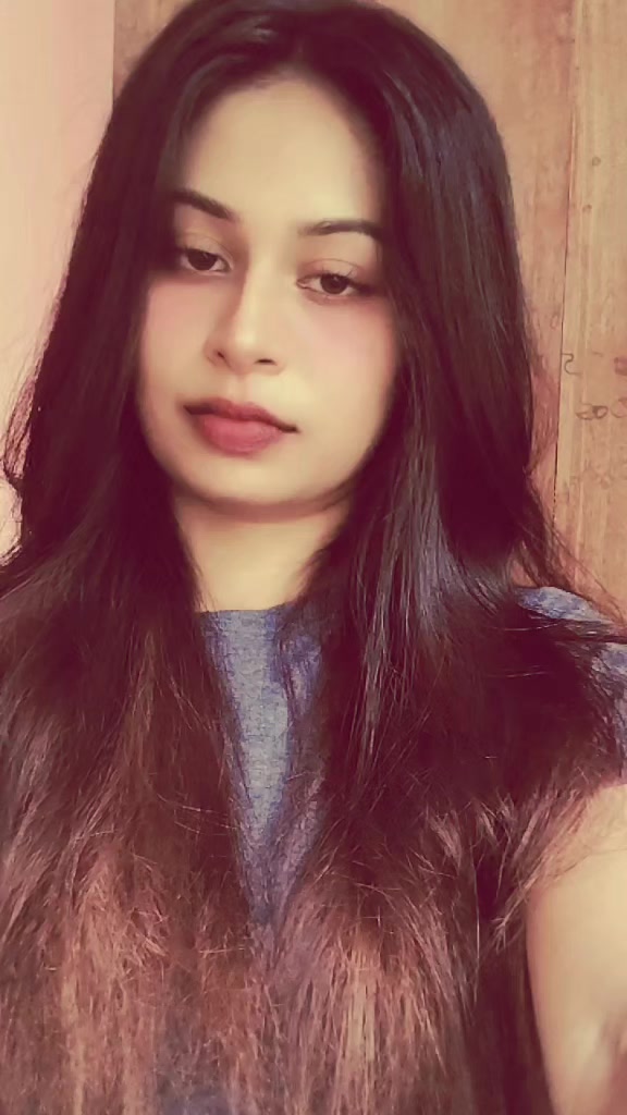 @𝗣 💋🥂