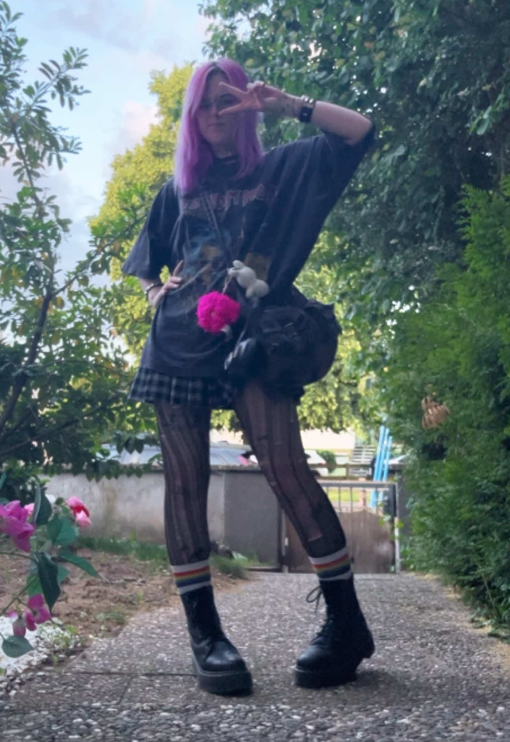 @ghostbwunny | moe ꒰ᐢ. .ᐢ꒱