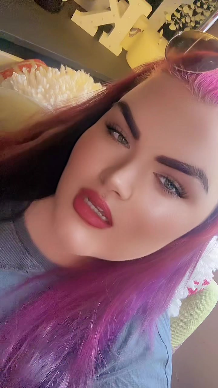 @Em