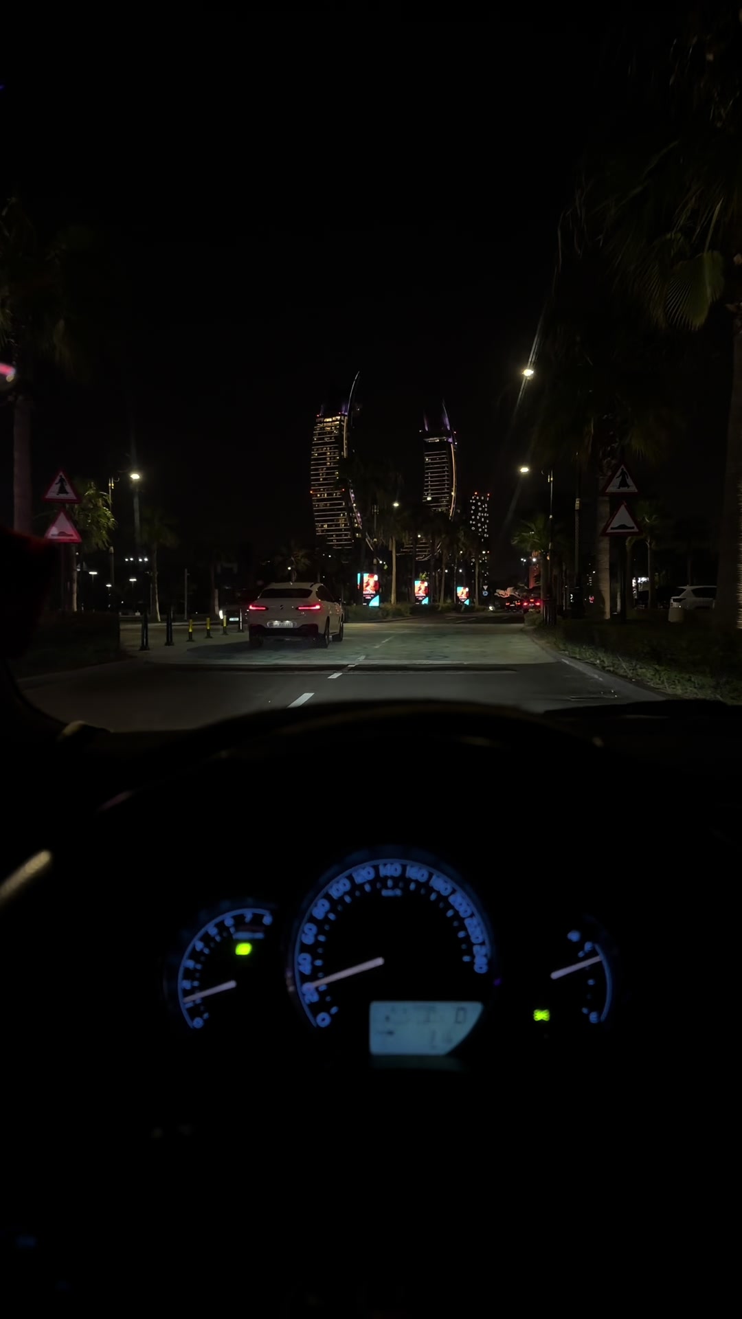 @M /\ Ł I K🇶🇦