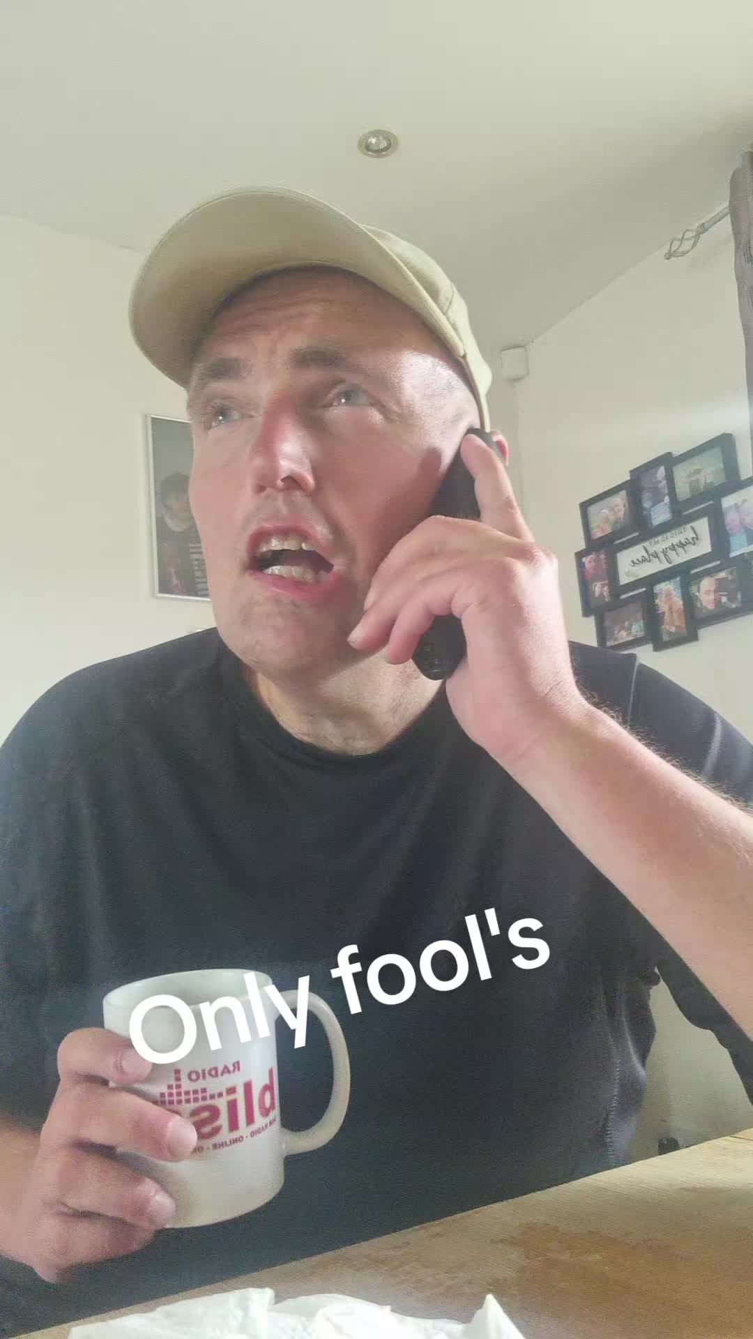 @Genuineseansaundersworld