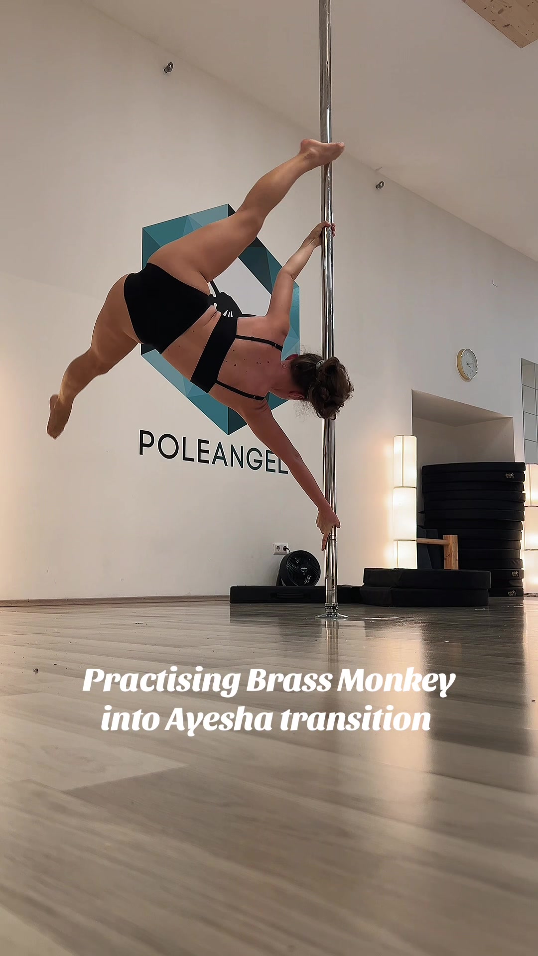 @Victoria | Contemporary Pole
