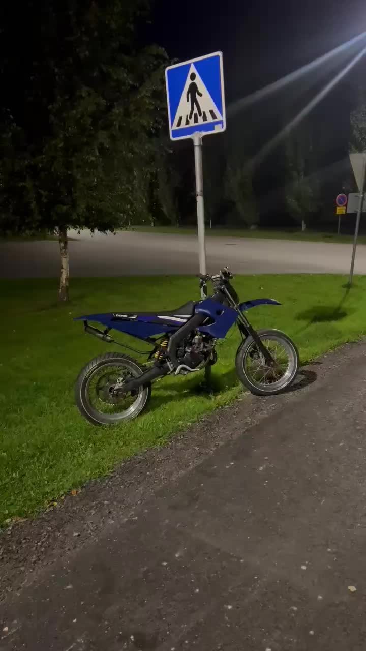 @𝓞𝓼𝓼𝓲😈