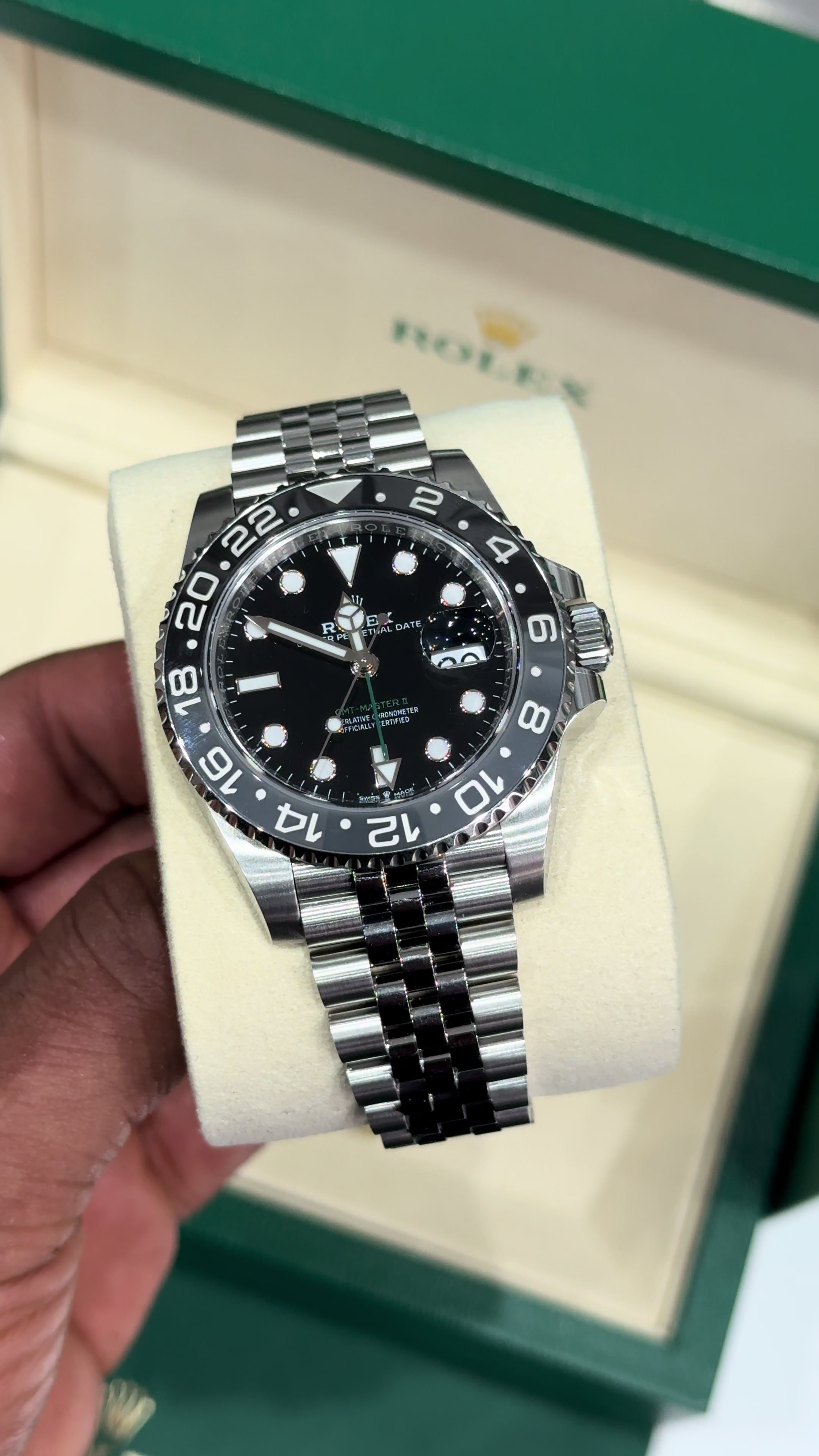 @DBTHEJEWELLER