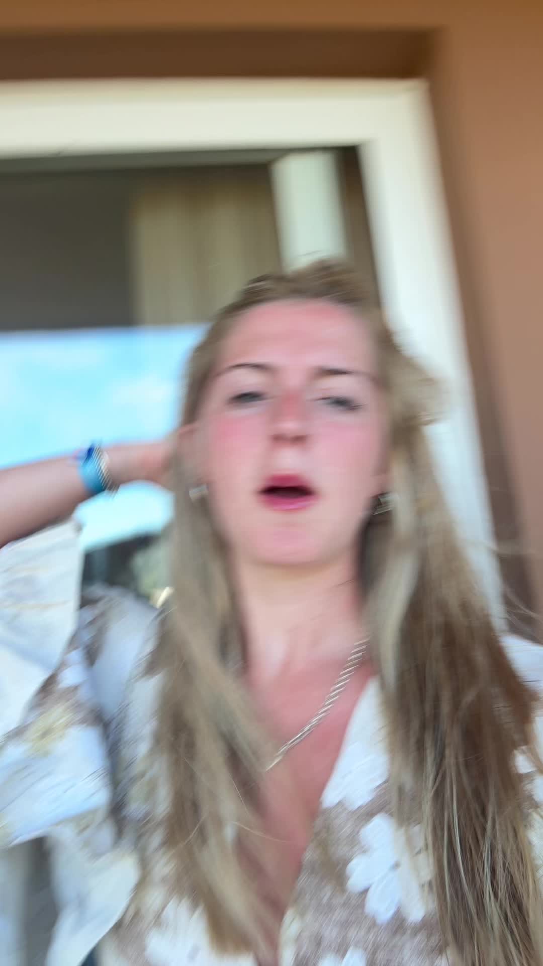 @🤟🤟