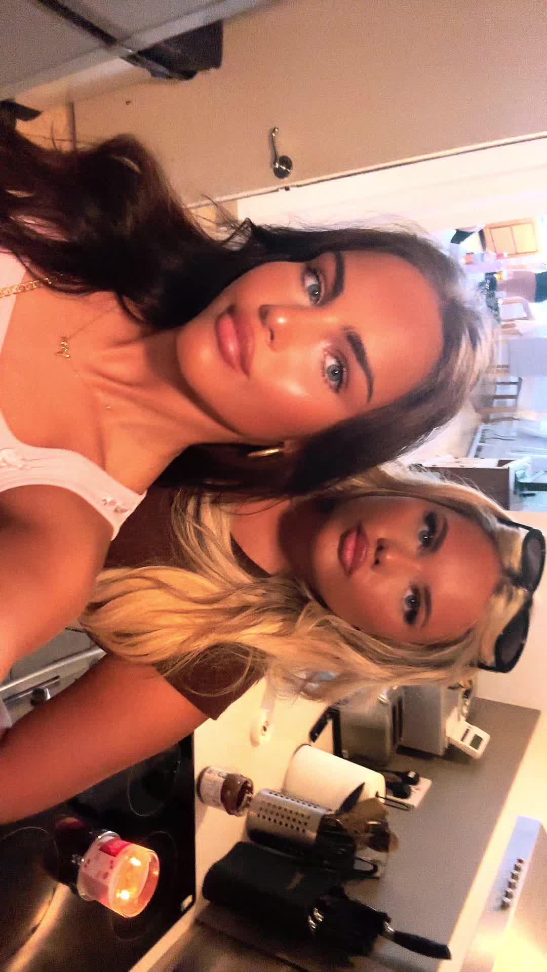 @ella