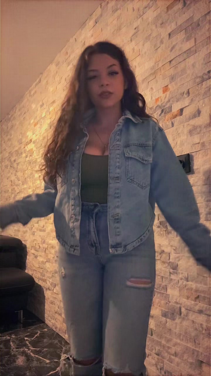 @_𝕕𝕖𝕟𝕚𝕤𝕒_💗