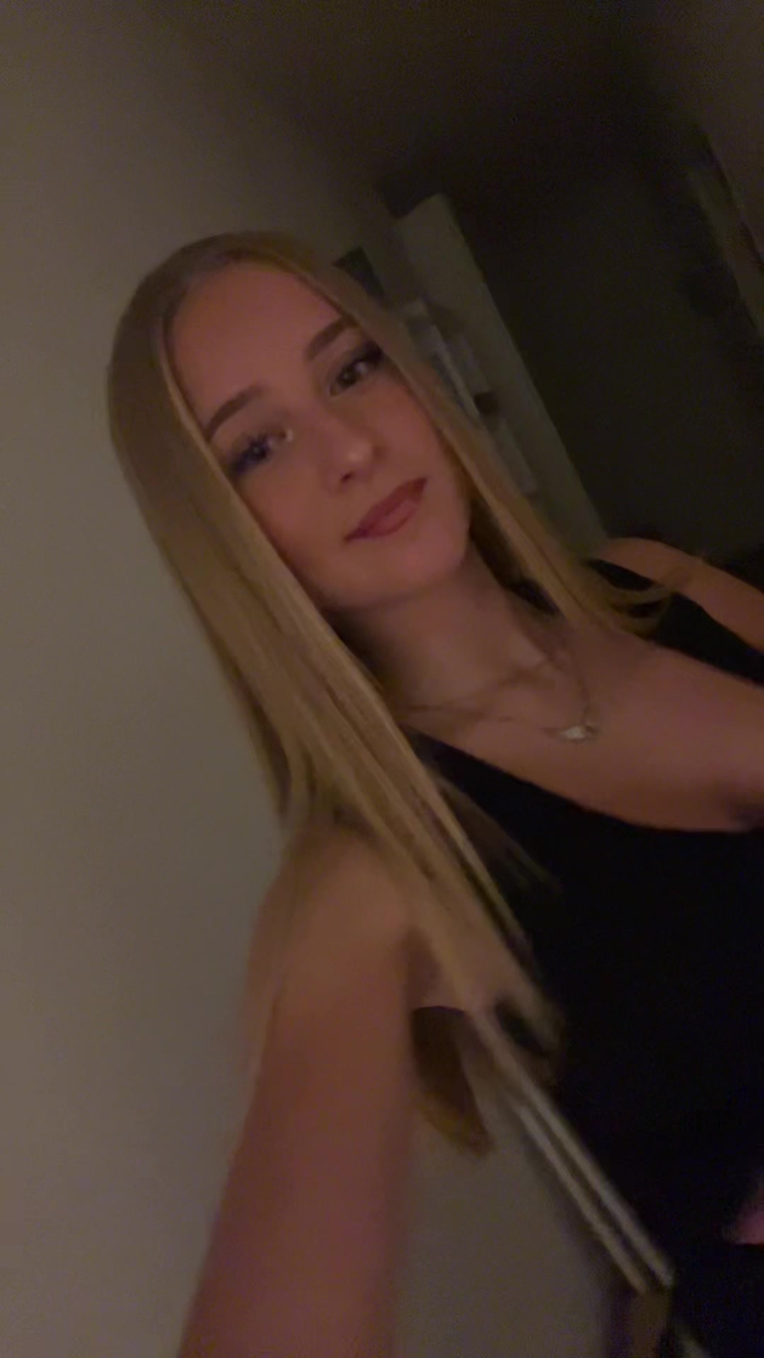 @Laraaaa🇷🇸
