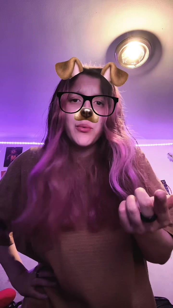 @zoeyy🧸ྀི🤍