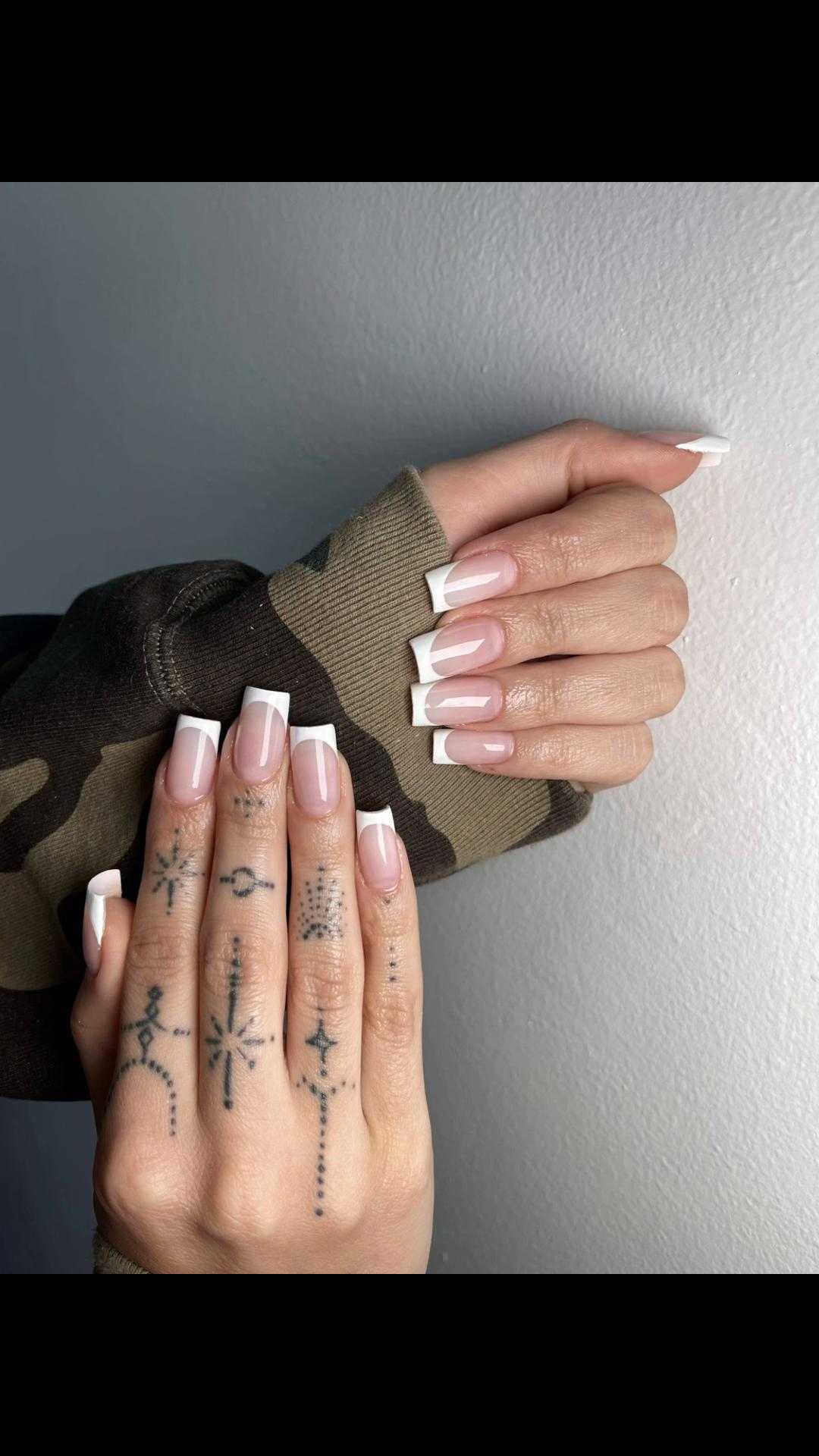 @Queennails