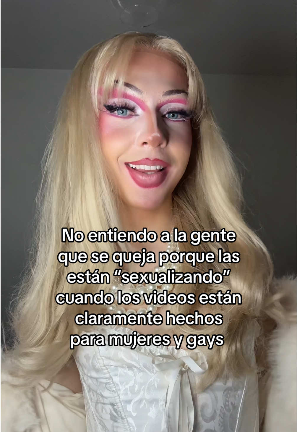 @carlotarouxx