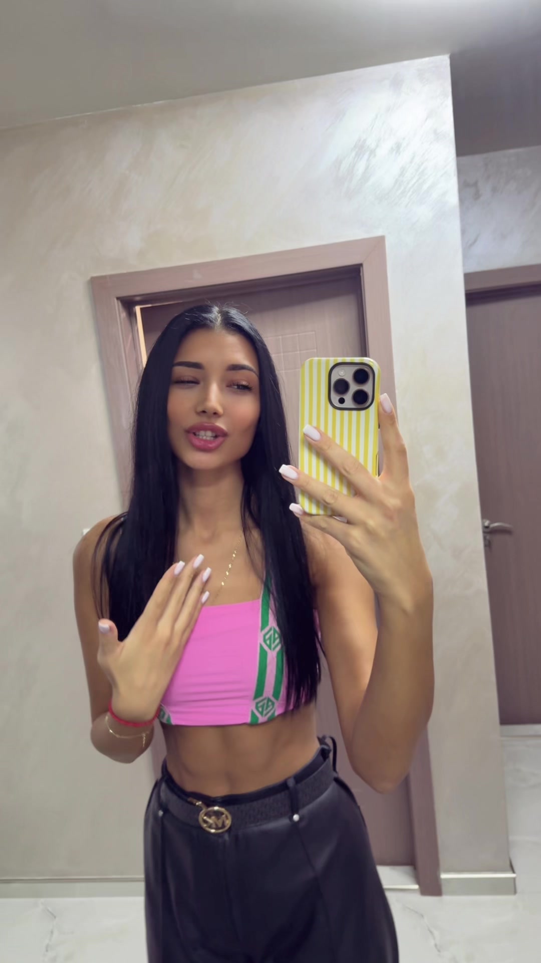 @yoannashinikovva
