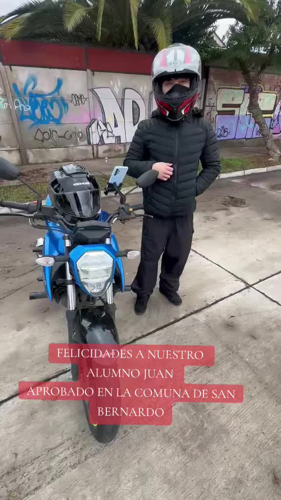 @CLASESDEMOTO.GIXXERMANIA