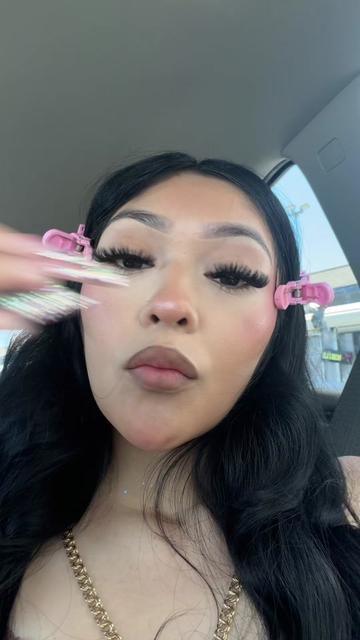 @deelilahhh