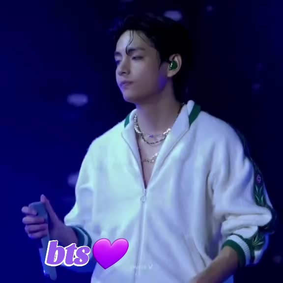 @Claudia bts fan