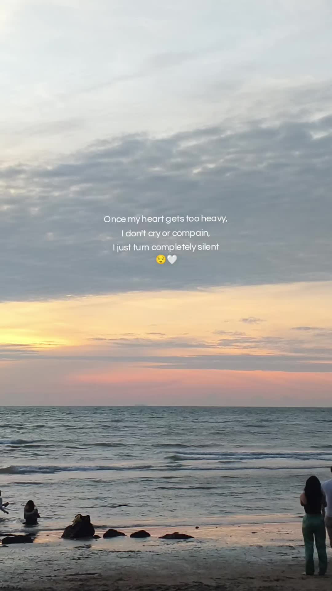 @أنيتا👀🤍🌙