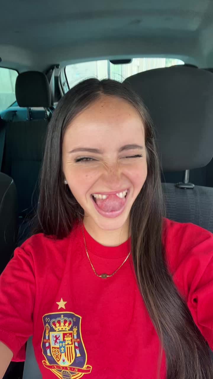 @Cris aboud