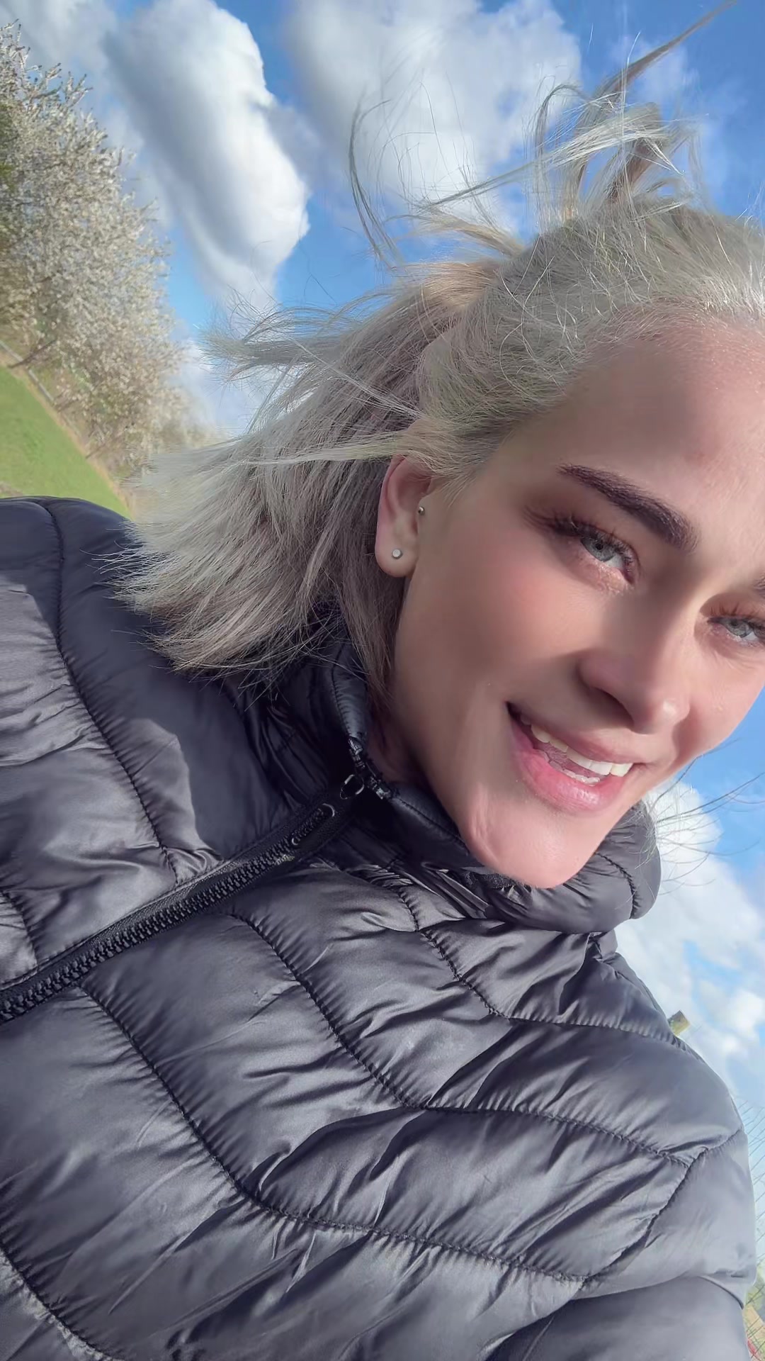 @R_onja🍀🫶🏻🏒👱🏼&zwj;♀️