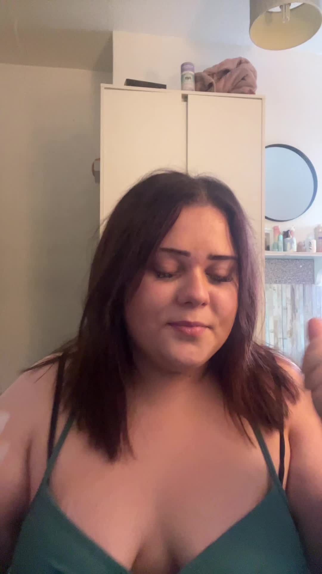 @thechlocain