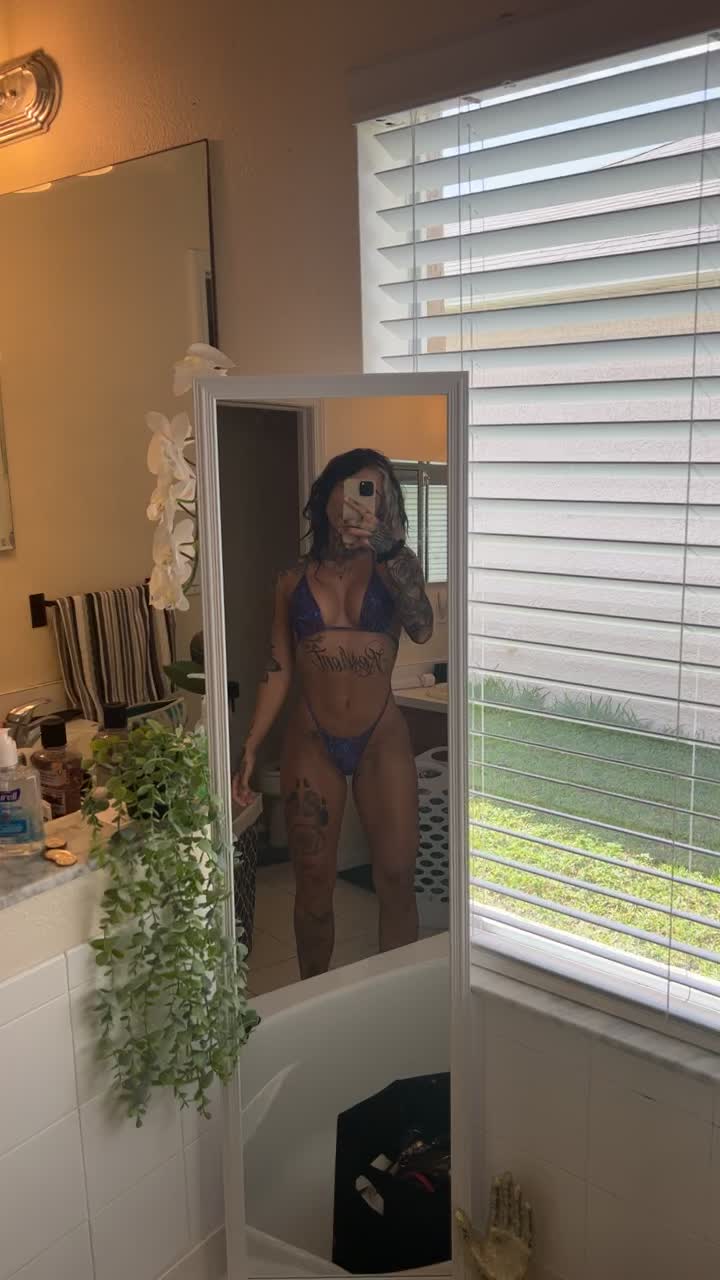@queennickiii666