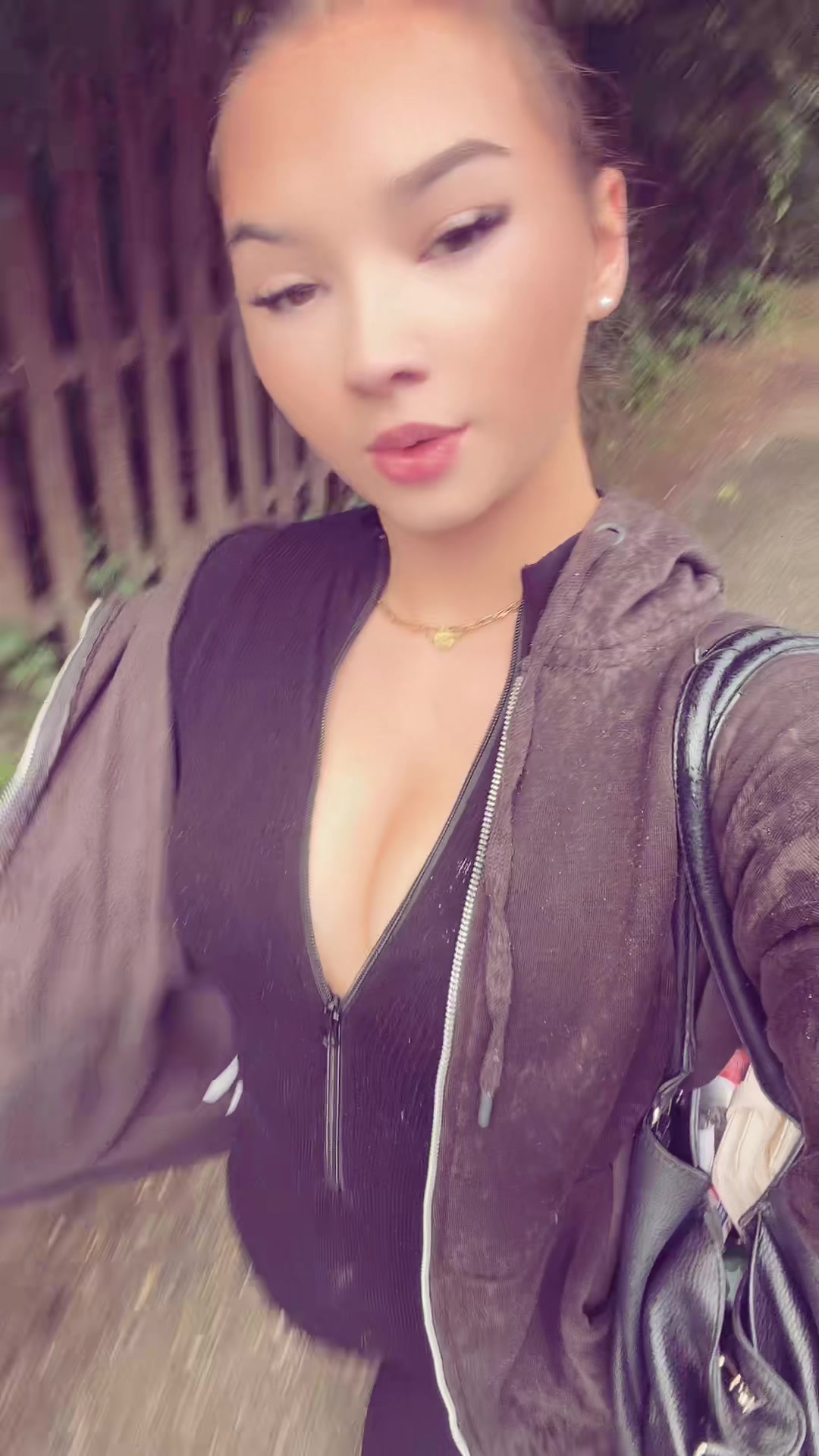 @🍬